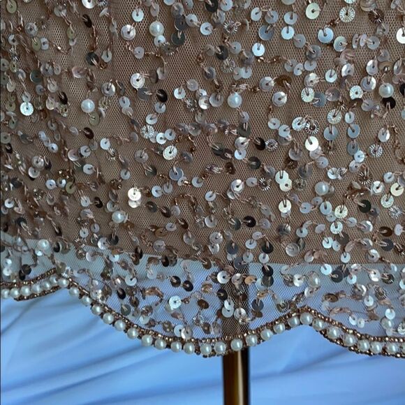 Adrianna Papell Flutter Sleeve Dress - Picture 10 of 11